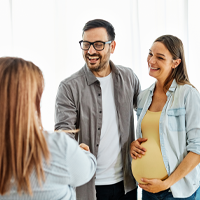 about-meeting-couple-with-expectant-mother-2